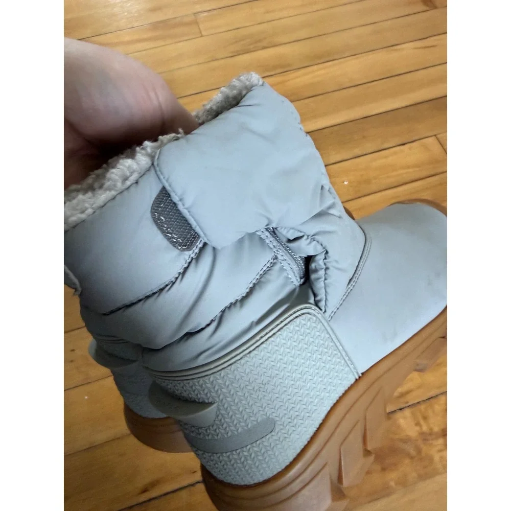 Hunter‎ ankle puffer Sherpa lined weather proof outdoor snow boots in grey